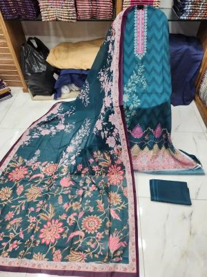 Mahjabeen Signature Lawn