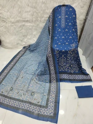 Mahjabeen Signature Lawn