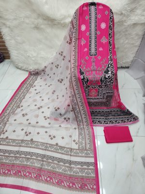 Mahjabeen signature Lawn
