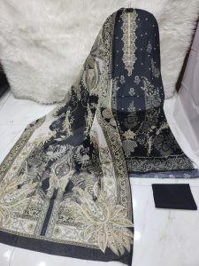 Mahjabeen Signature Lawn